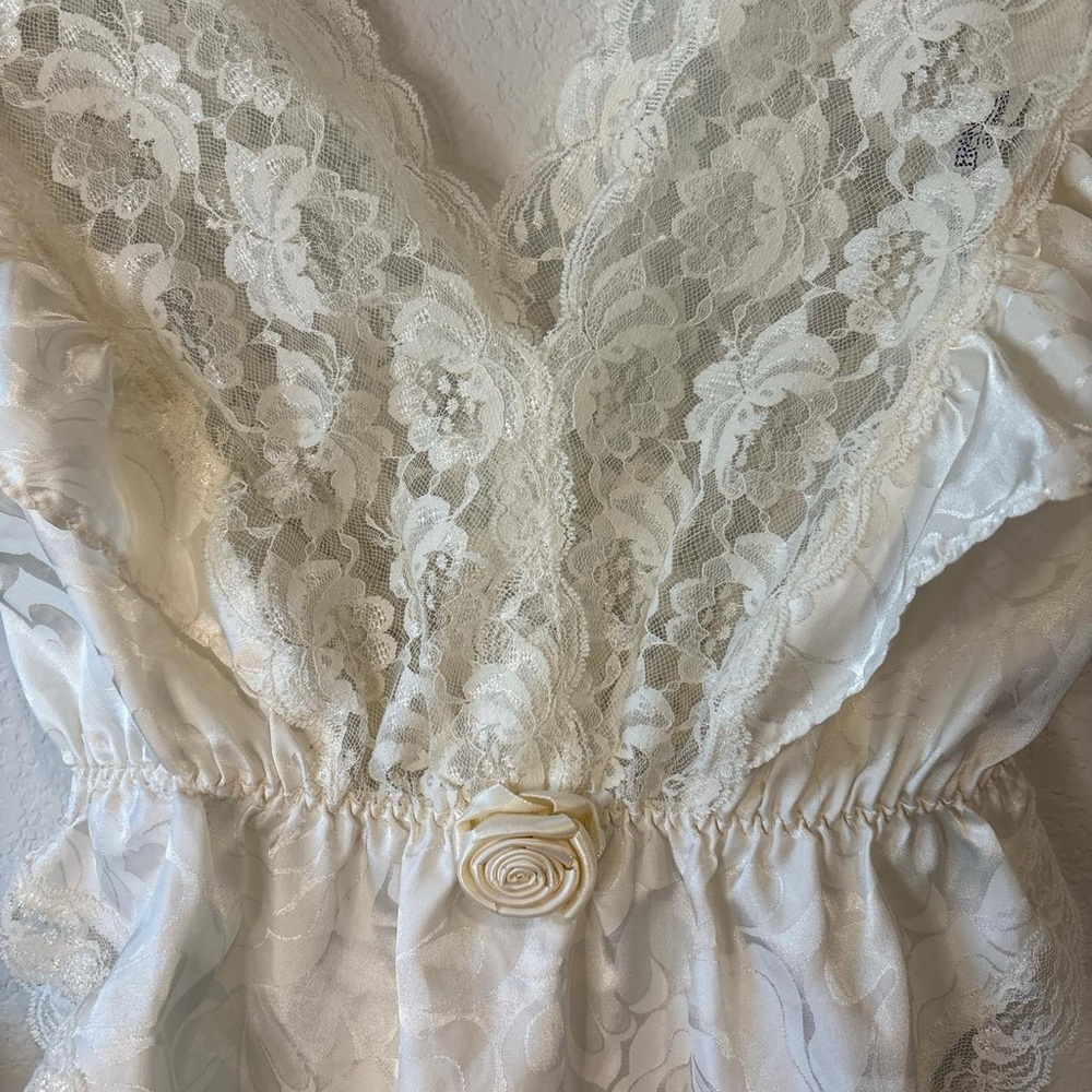 Lily of France Cream Lace bodysuit - Picture 2 of 7